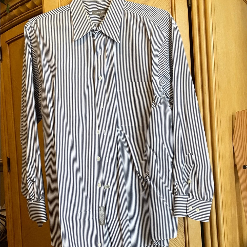Classic Blue Striped Men's Shirt today’s man size 17.5 34/35